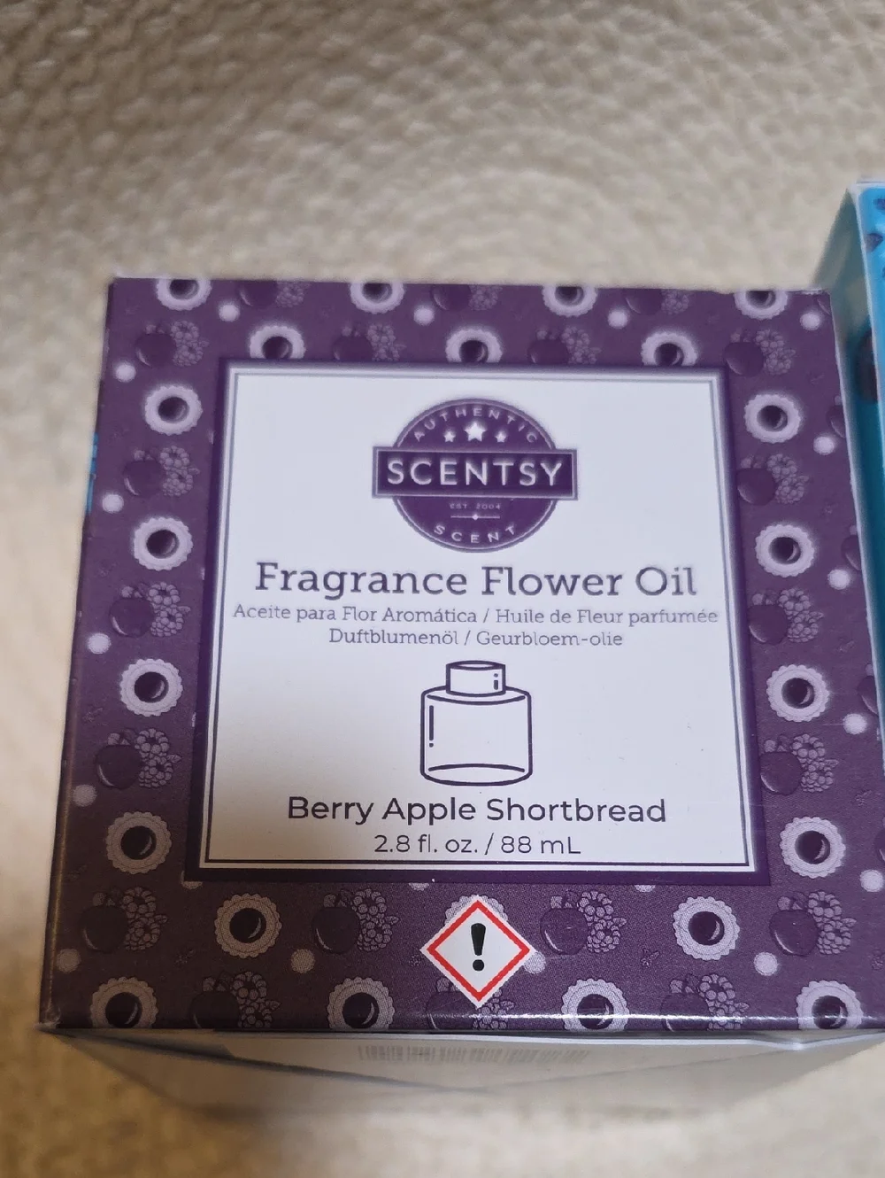 Berry Apple Shortbread Scentsy Fragrance Flower